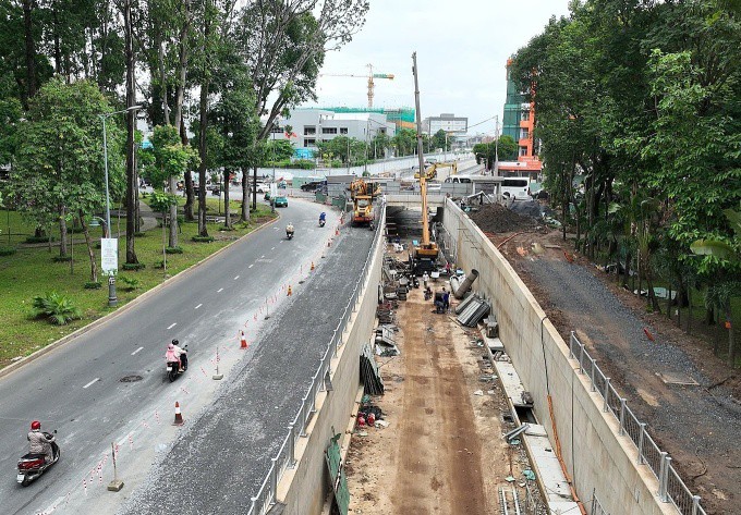 Đô thị hóa TP.HCM bừng sáng: Cầu Nam Lý, Cây Khô, cùng hai hầm chui cửa ngõ sắp hoàn thành