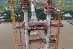 Cầu Rạch Miễu 2 kéo dây văng sau hai năm thi công