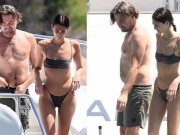 Đàn ông - Leonardo DiCaprio và người tình trẻ tắm nắng trên du thuyền