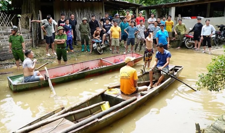 Nước sông Chảy dâng cao, nhiều xã ven sông Yên Bái, Lào Cai ngập lụt