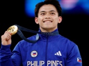 Đàn ông - Tỏa sáng ở Olympic, 'hoàng tử thể dục Philippines' được thưởng hai căn nhà