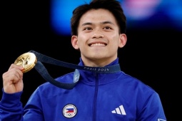 Đàn ông - Tỏa sáng ở Olympic, 'hoàng tử thể dục Philippines' được thưởng hai căn nhà