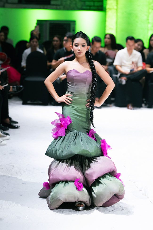 Quán quân IKids Việt Nam 2023 Trần Bảo Châu làm vedette cùng Siêu mẫu Minh Tú - 3