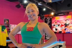 Bỏ tiền để được tát ở quán bar Nhật Bản