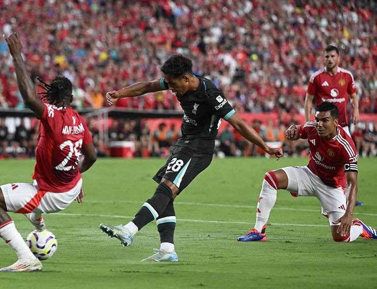 MU thua thảm Liverpool trên đất Mỹ
