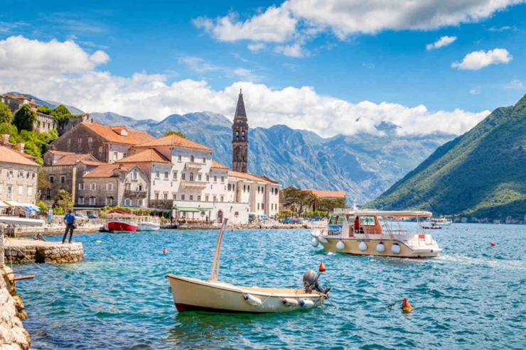 5 điểm đến 'hấp dẫn không tưởng' trên thế giới - 5