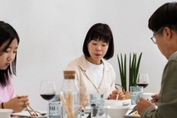 Bạn trẻ - Cuộc sống - Đến nhà bạn ăn cơm, nhìn thấy bát nước chấm, tôi rùng mình muốn buông đũa