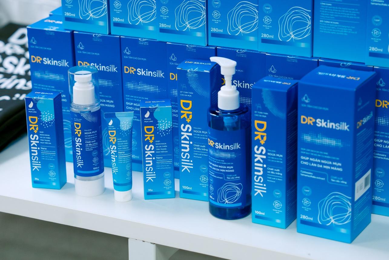 Sữa tắm ngăn ngừa mụn Dr.Skinsilk giúp làm sạch hiệu quả