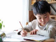Thị trường - Tiêu dùng - Thật như đùa: Làm hộ bài tập về nhà thành dịch vụ “cháy hàng”