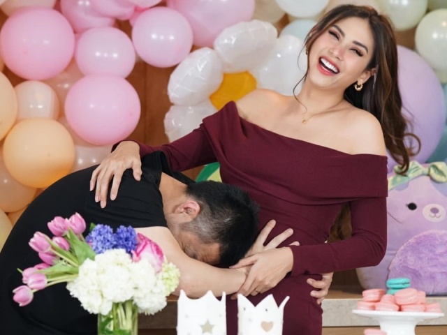 Võ Hoàng Yến: 'Chồng khen tôi quyến rũ hơn lúc mang bầu'