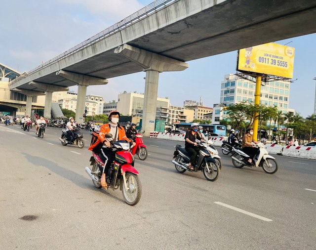 Miền Bắc đối mặt với đỉnh điểm nắng nóng, mưa lớn sẽ kết thúc đợt nắng vào cuối tuần