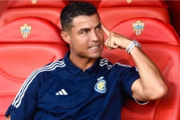 Bóng đá - Nghi vấn Ronaldo tập làm trợ lý HLV, Al Nassr thua thảm đội hạng 2 Tây Ban Nha