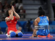 Thể thao - Rắc rối môn vật ở Olympic: Bị loại vì thừa 0,1kg, tưởng thua lại thi đấu tranh HCV