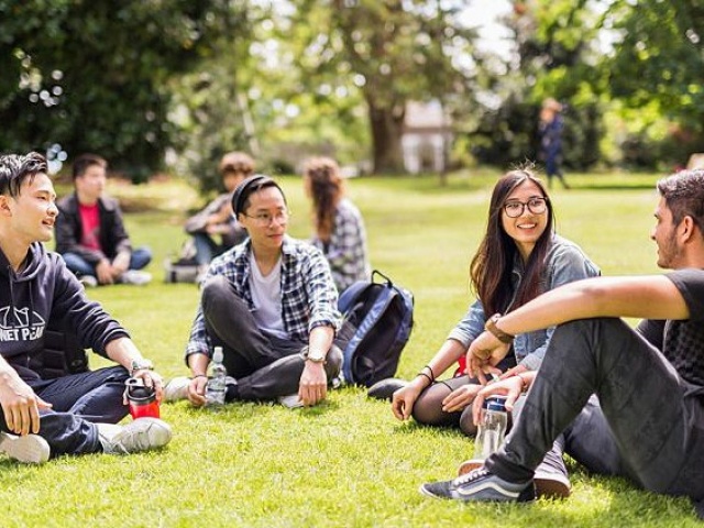 Phí visa du học New Zealand tăng gấp đôi