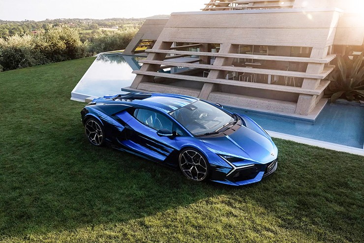 Siêu xe Lamborghini Revuelto Opera Unica độc bản lộ diện - 6