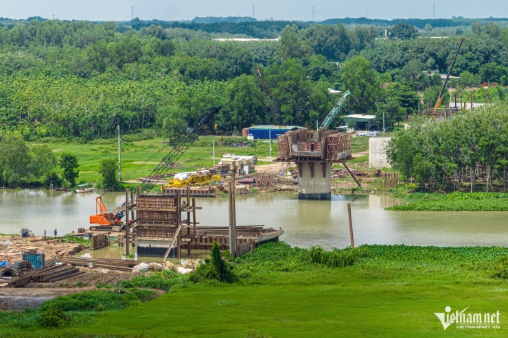 Dự án Đường Hồ Chí Minh Đoạn Chơn Thành - Đức Hòa: Quyết tâm Tháo Gỡ Khó Khăn, Đảm Bảo Tiến Độ