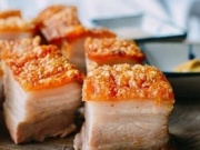 Sức khỏe đời sống - Ba mối nguy tiềm ẩn và một điều tối kỵ khi ăn thịt lợn