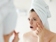 Làm đẹp - Sai lầm trong chăm sóc da khiến càng chăm càng nhiều mụn