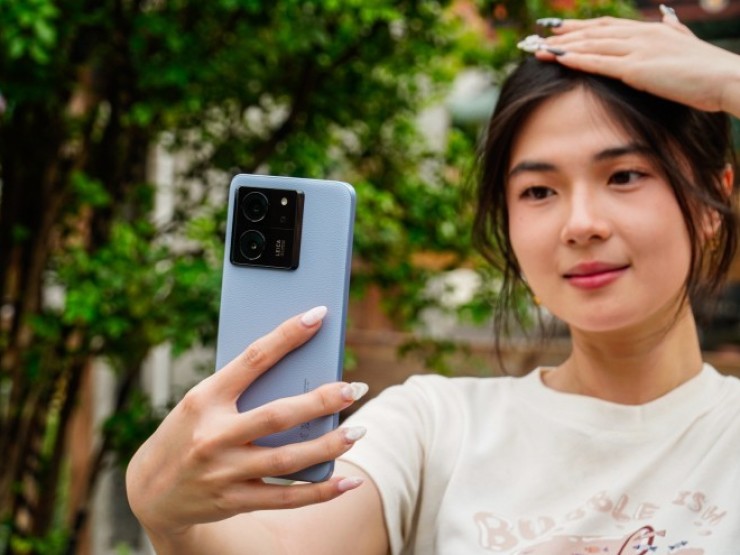 Xiaomi 13T và Realme 11 Pro: “Kẻ tám lạng người nửa cân” trong phân khúc smartphone tầm trung