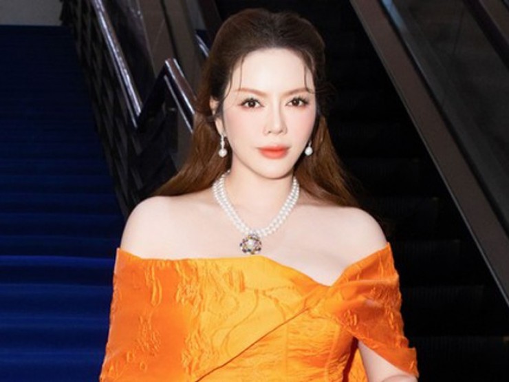 'Nữ hoàng kim cương' Lý Nhã Kỳ khiến Lệ Quyên bất ngờ vì tiết lộ thời điểm đám cưới