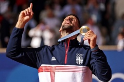 Djokovic trên đỉnh cao chói lọi, "không còn mục tiêu phấn đấu" sau HCV Olympic