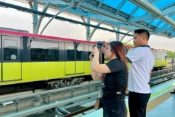 Tin tức trong ngày - Tuyến metro Nhổn - ga Hà Nội: Người dân phấn khởi vì tiện đi lại, không tắc đường