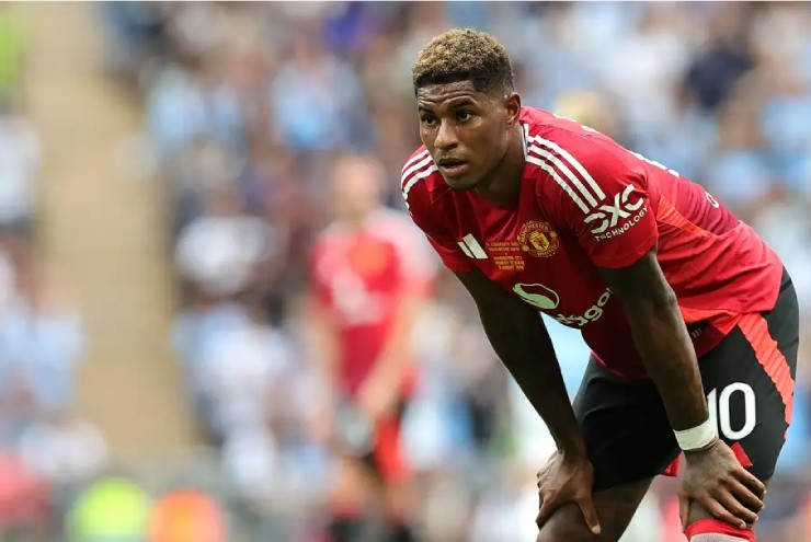 Rashford dứt điểm siêu tệ trong trận siêu cúp Anh