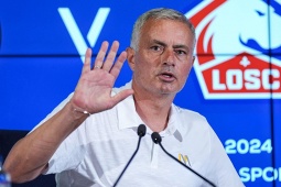 Bóng đá - Fenerbahce của Mourinho bị loại khỏi Cúp C1: &quot;Người đặc biệt&quot; nói gì về quả 11m?