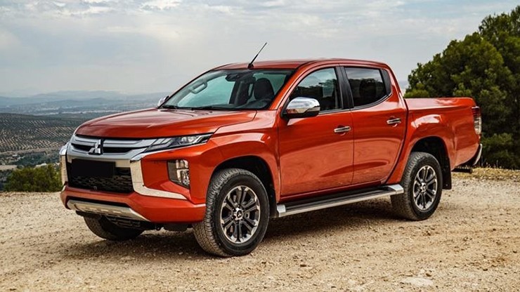 Giá xe Mitsubishi Triton mới nhất tháng 8/2024, hỗ trợ 100% lệ phí trước bạ - 1