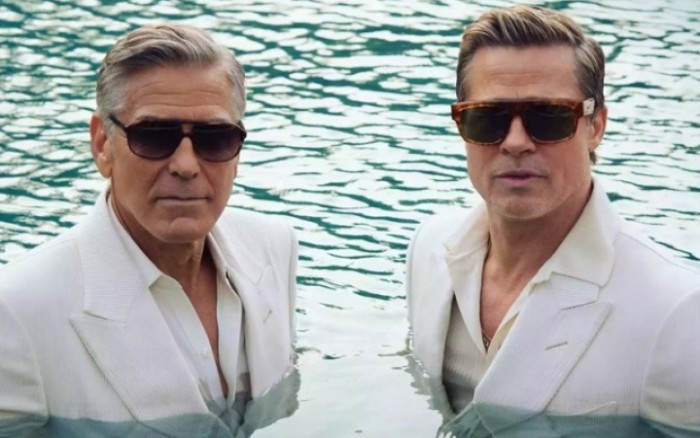 Brad Pitt và George Clooney đọ phong độ tuổi 60 trên tạp chí