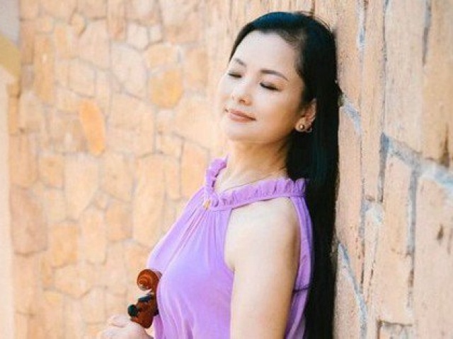 Nghệ sĩ Nhân dân Thu Quế: Mỹ nhân màn ảnh Việt khoe vẻ ngoài quyến rũ ở tuổi U60