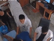 Sức khỏe đời sống - VIDEO: Đang siêu âm tim, bác sĩ hốt hoảng khi thấy bệnh nhân bất ngờ ngừng thở