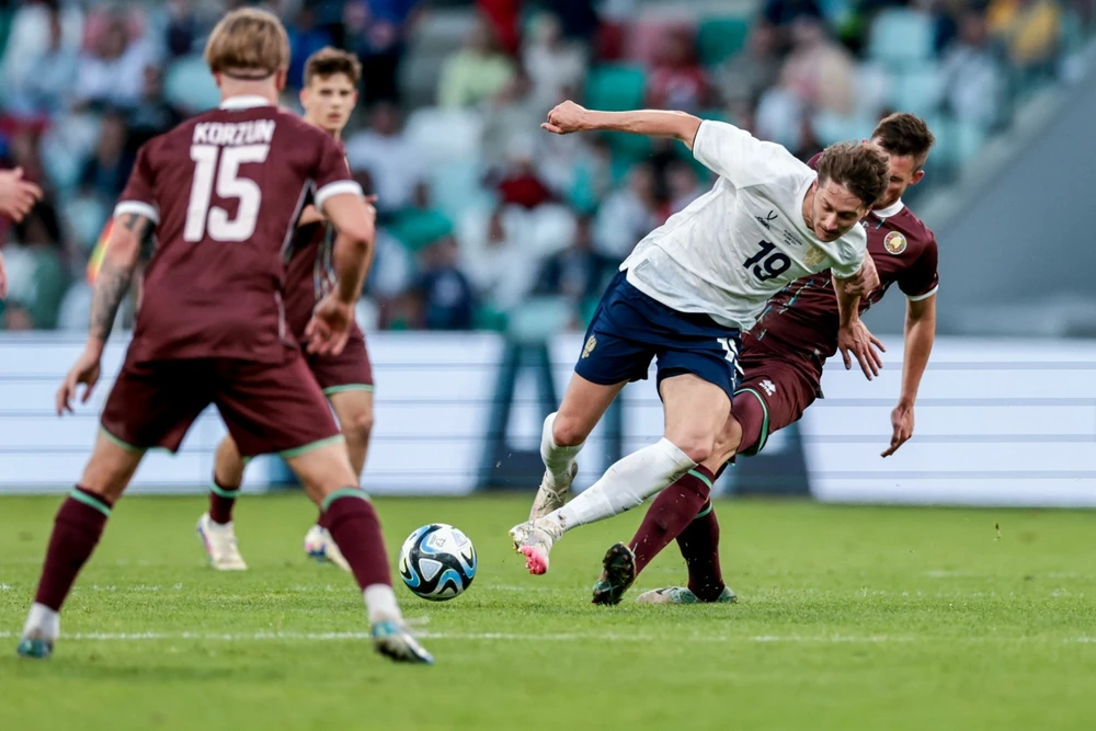 Đội tuyển Nga (áo trắng) trong trận giao hữu gần nhất thắng Belarus 4-0 tại Minsk. Ảnh:RFU