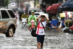 Tin tức trong ngày - Dự báo thời tiết 16/8/2024: Miền Trung có mưa giải nhiệt vào chiều tối