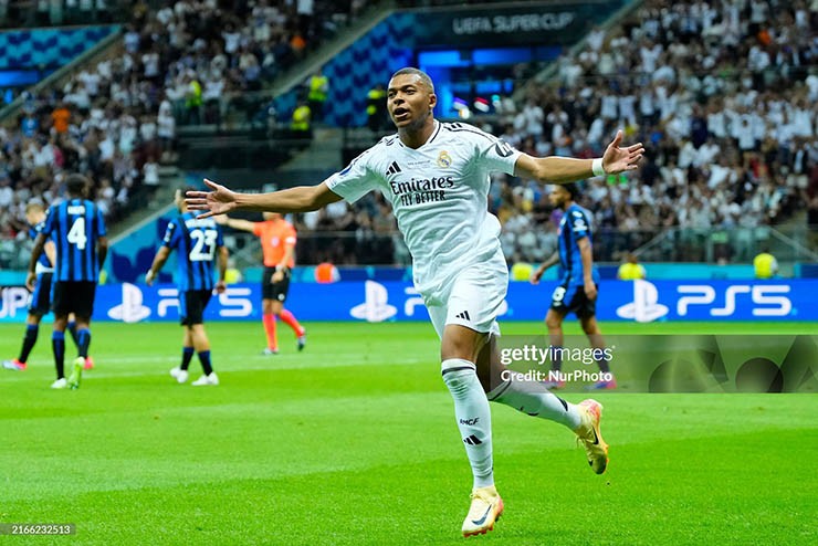 Mbappe ghi bàn trong trận đầu tiên cùng Real Madrid