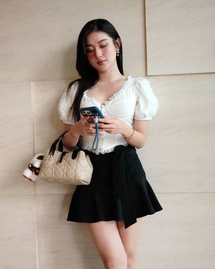 Á hậu Huyền My: &#39;Tôi săn lùng cả đêm để mua Labubu bản giới hạn&#39; - 6
