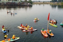 Du lịch - Trải nghiệm chèo SUP, thưởng ngoạn cảnh đẹp hệ đầm phá nước lợ lớn nhất Đông Nam Á