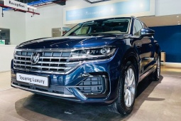 Tin tức ô tô - Volkswagen Touareg giảm giá lên đến 400 triệu đồng liệu có thoát cảnh “ế”