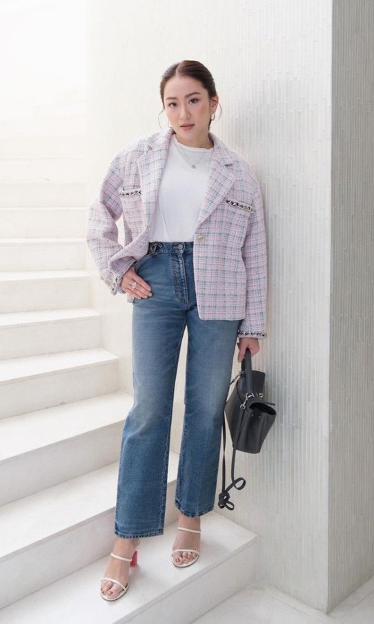 Nữ thủ tướng 37 tuổi cũng là một tín đồ hàng
hiệu - Ảnh: INSTAGRAM.