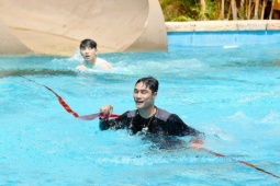 Đàn ông - Chiêu trò của người mẫu Mạnh Kiên