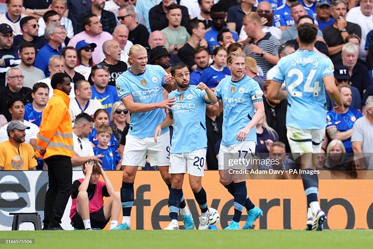 Man City hạ đẹp Chelsea ngay tại London