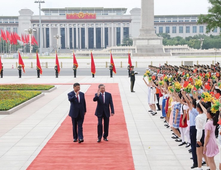 Tổng Bí thư, Chủ tịch nước Trung Quốc Tập Cận Bình chủ trì lễ đón Tổng Bí thư, Chủ tịch nước Tô Lâm. Ảnh: TTXVN