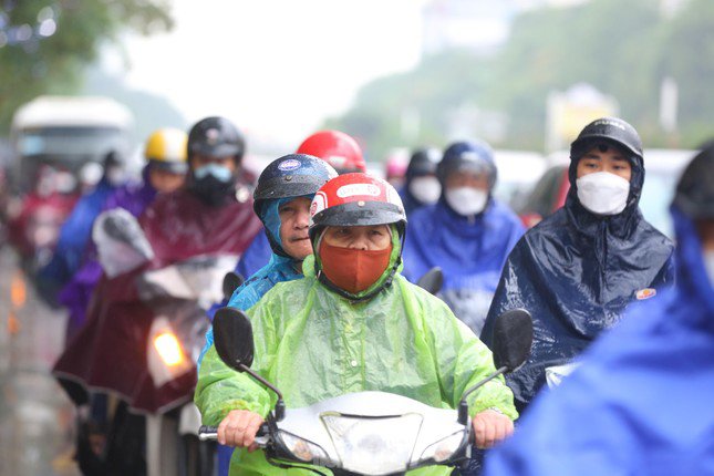 Miền Bắc tiếp tục mưa rào rải rác trong hôm nay, riêng trung du và vùng núi mưa to đến rất to.