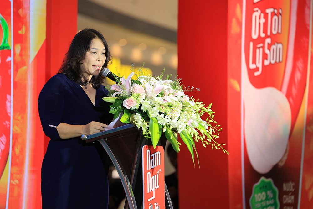 Bà Lê Thị Nga - đại diện Công ty Cổ phần Hàng tiêu dùng Masan phát biểu tại buổi lễ.