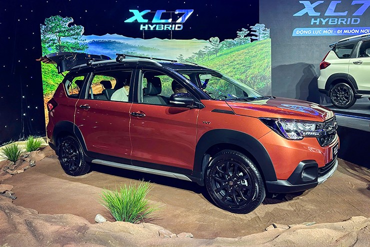 Suzuki ra mắt xe XL7 Hybrid và có giá bán 599 triệu đồng - 12