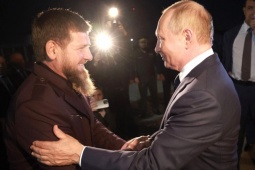 Thế giới - Ông Putin bất ngờ tới Cộng hòa Chechnya sau 13 năm