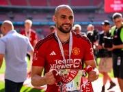 Bóng đá - MU ráo riết săn tiền vệ, tính đưa Amrabat trở lại trợ chiến Casemiro