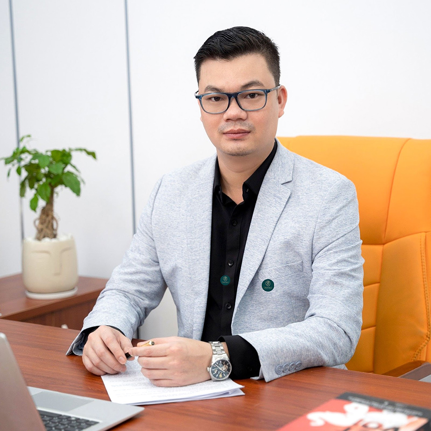 Bác sĩ Trần Sinh Lục - Chuyên gia treo ngực sa trễ định tuyến