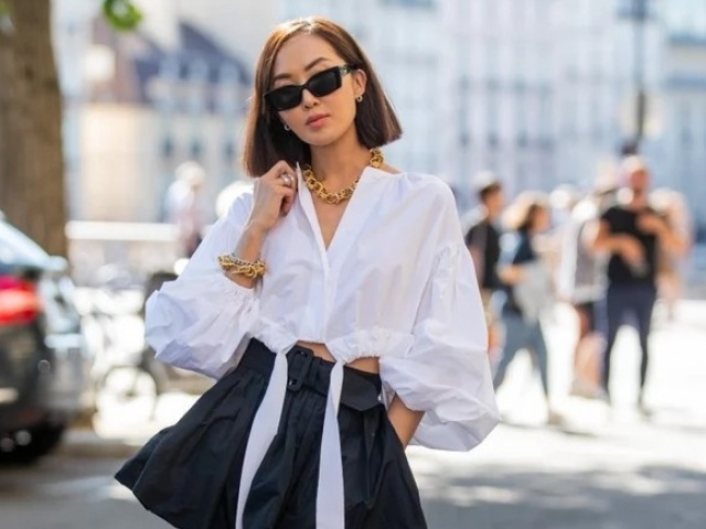 10 kiểu phối váy đám mây 'ăn gian tuổi'