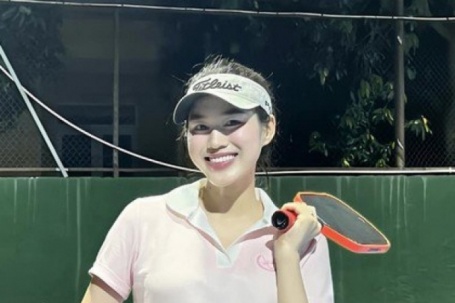 Hoa hậu Đỗ Thị Hà đổi trang phục tập pickleball, tiết lộ lợi ích của môn này